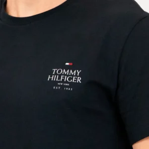 Camiseta Tommy Hilfiger - Camiseta Tommy Hilfiger Stack Brand Love