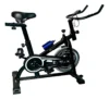 Bicicleta Spinning WCT Fitness Ergométrica 6Kg Preto para treino em casa com tela LCD