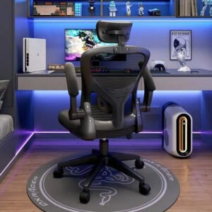 Cadeira gamer ergonômica reclinável preta com apoio de pés e braços ajustáveis