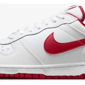 Tênis Nike Big Low Masculino branco com detalhes pretos, visto de perfil.