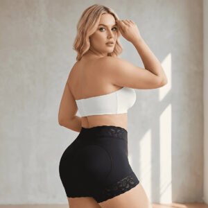 Calcinha Efeito Bumbum Levantando