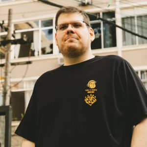Camisa Preta Traje Cazétv